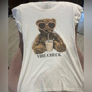 EUC! Super cute Juniors t shirt “Vibe Check”